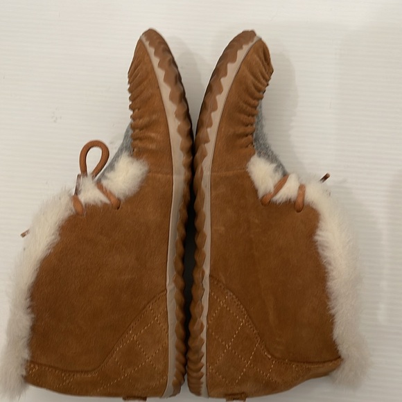 SOREL OUT N ABOUT MOCCASIN SLIP ON WOMENS SIZE 9.5 - Picture 5 of 16